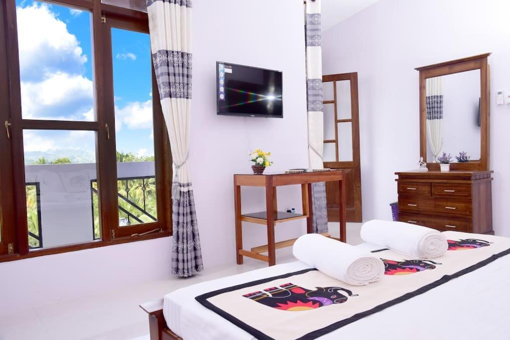 Saru Holiday Apartment - Upto 6 Guests Kandy Exterior foto